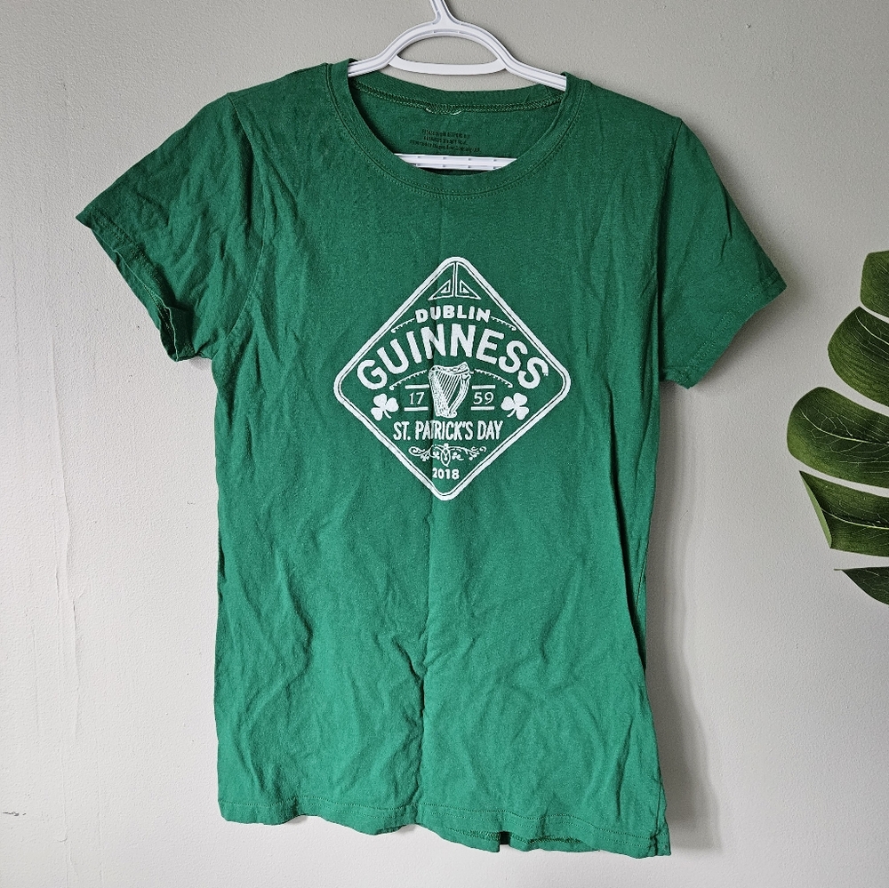 Guinness Emerald Short Sleeve Women's Tee